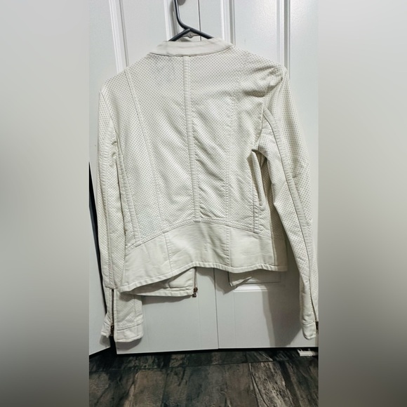 White leather jacket - Picture 9 of 11